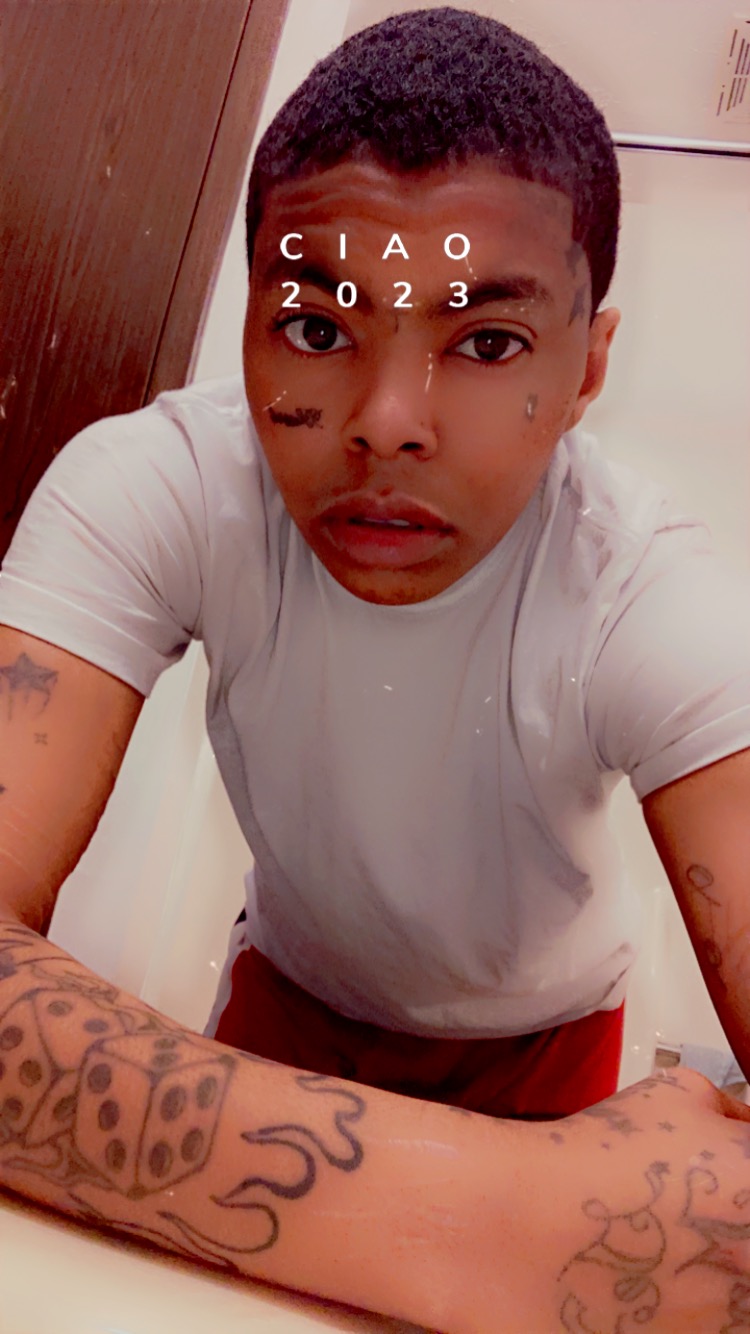 Freakyshotta profile
