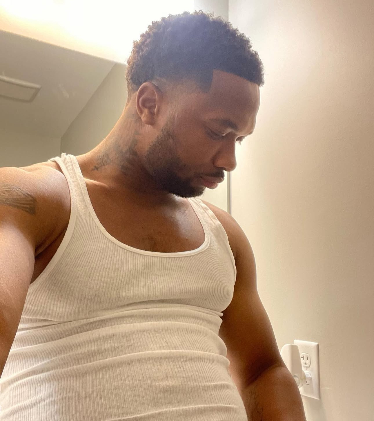 Major_33 profile