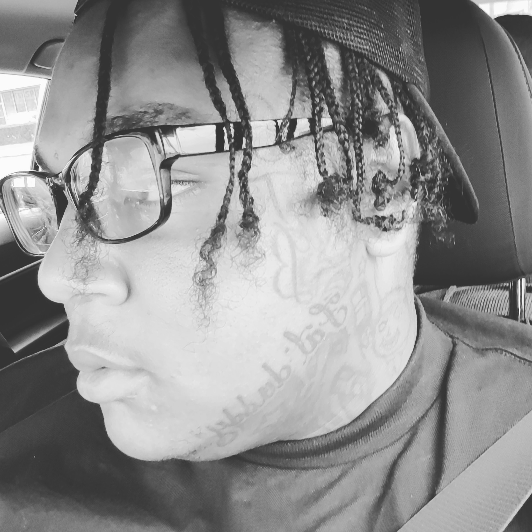 Flyybabyy profile