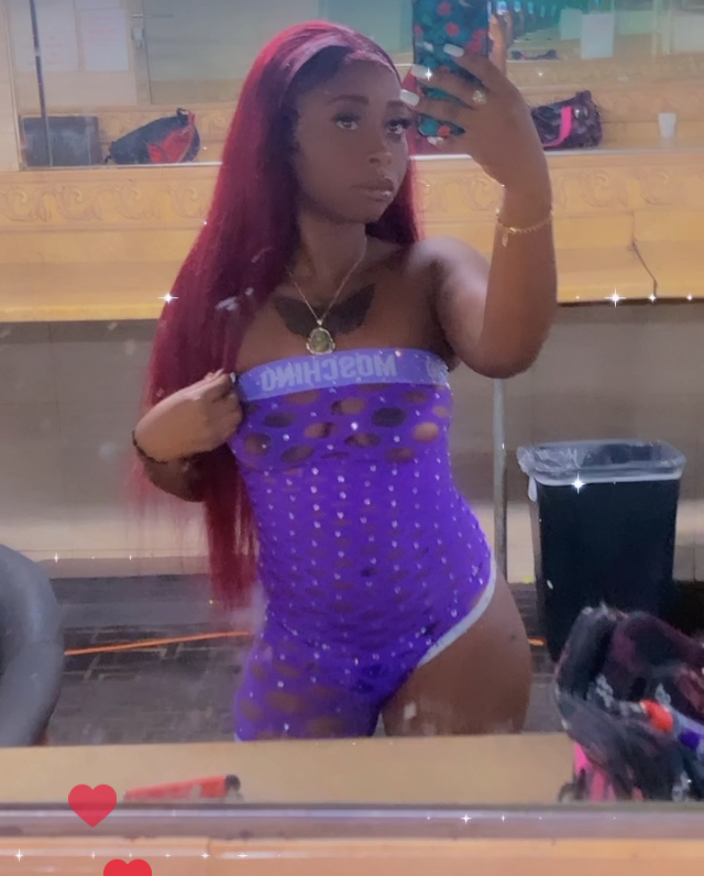Little Bit 🤍 profile