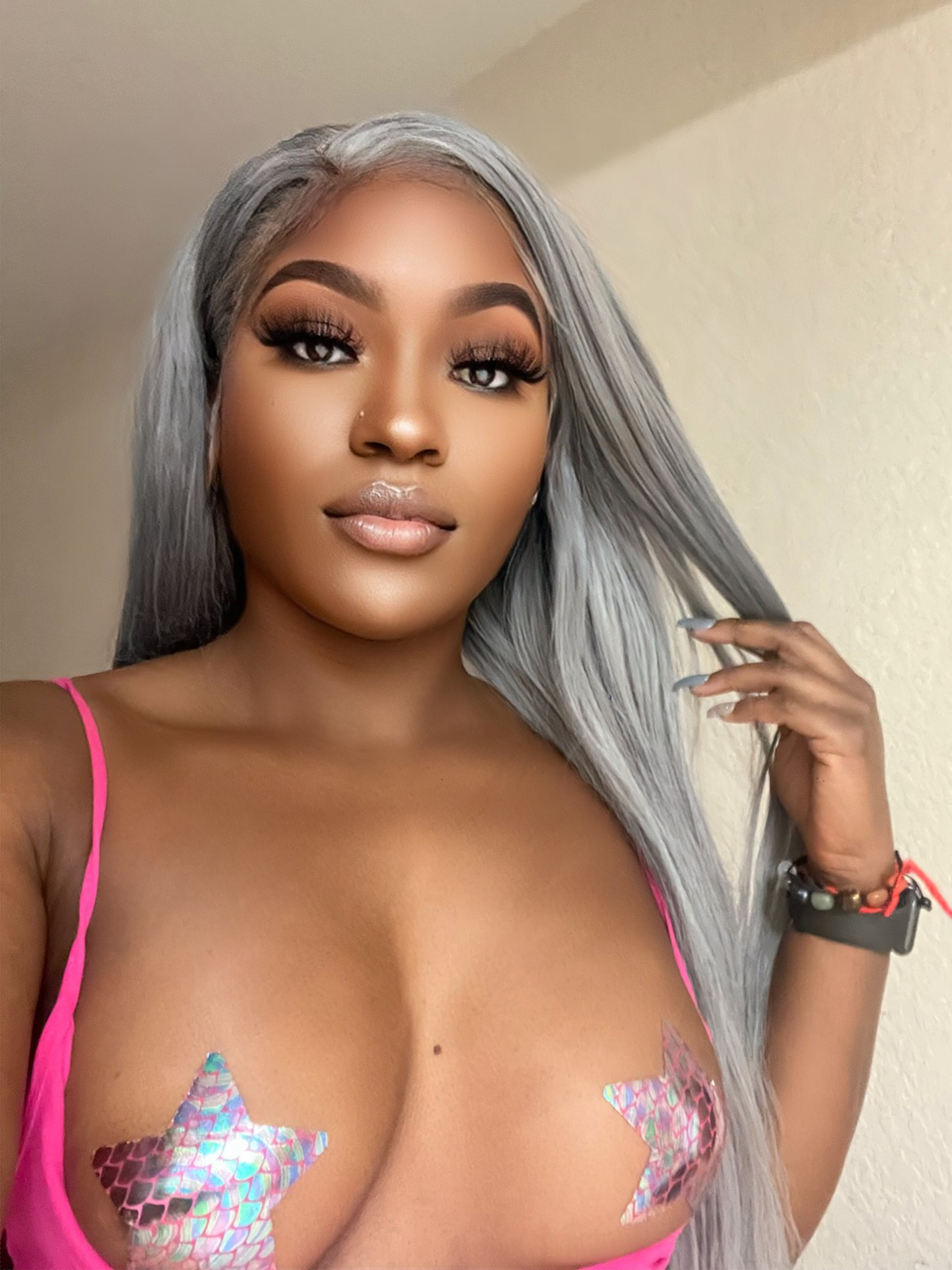 Prettypeachy305 profile